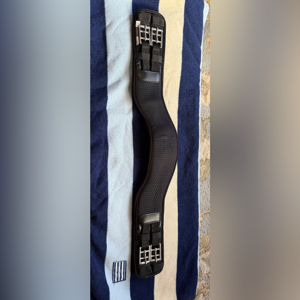 Ovation Coolmax Comfort Gel Dressage Girth 28”